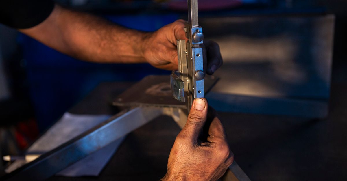 locksmith service technician — Harlem Locksmith NYC
